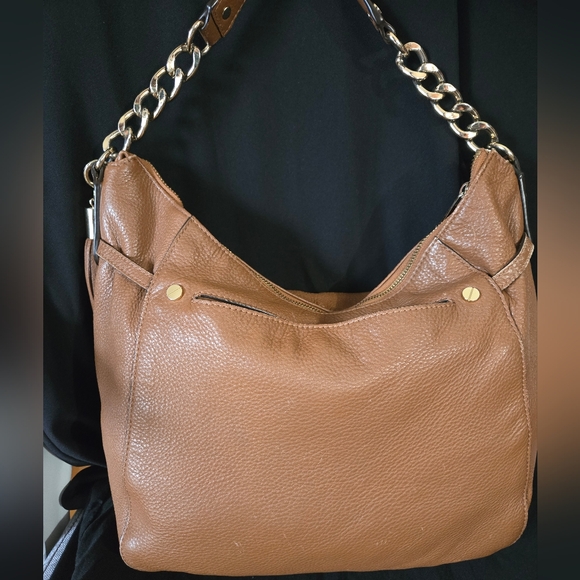 Michael Kors Smooth Leather Shoulder Bag EUC - Picture 9 of 14